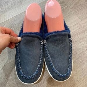 Womens slippers